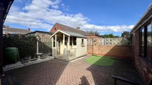 Photo 6- click for photo gallery